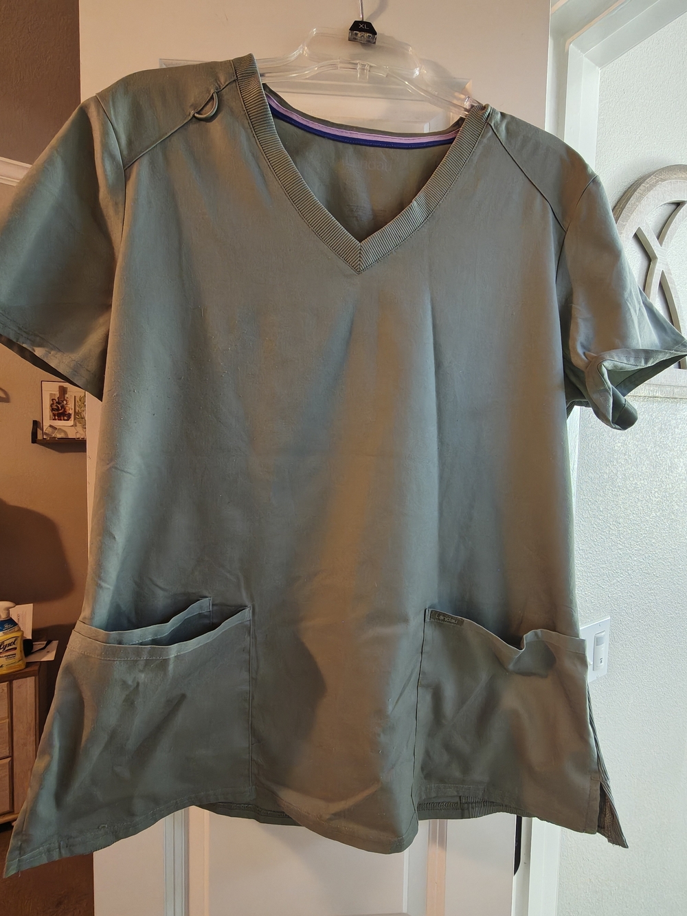 Women’s Landua V-Neck Utility Top And Pants In Olive Green